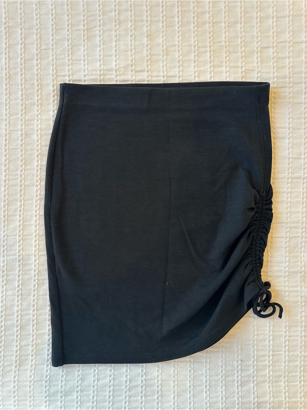 Oak + Fort: Black Ruched Side Drawstring Skirt